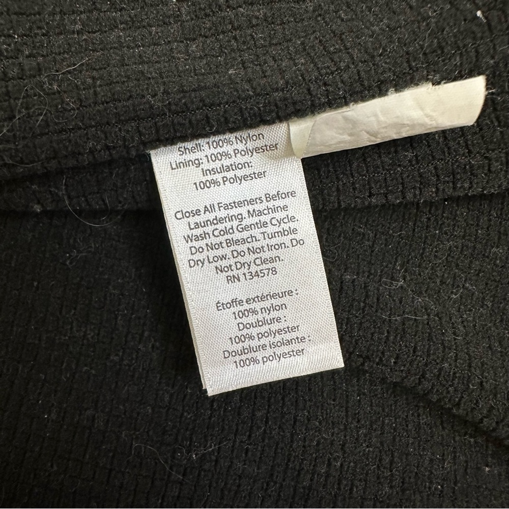 EUC VINEYARD VINES size Medium Black Zip Up Vest - Picture 3 of 4